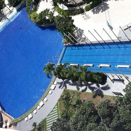 Azure Urban Resort Residence R&C - Paranaque Manila Esterno foto