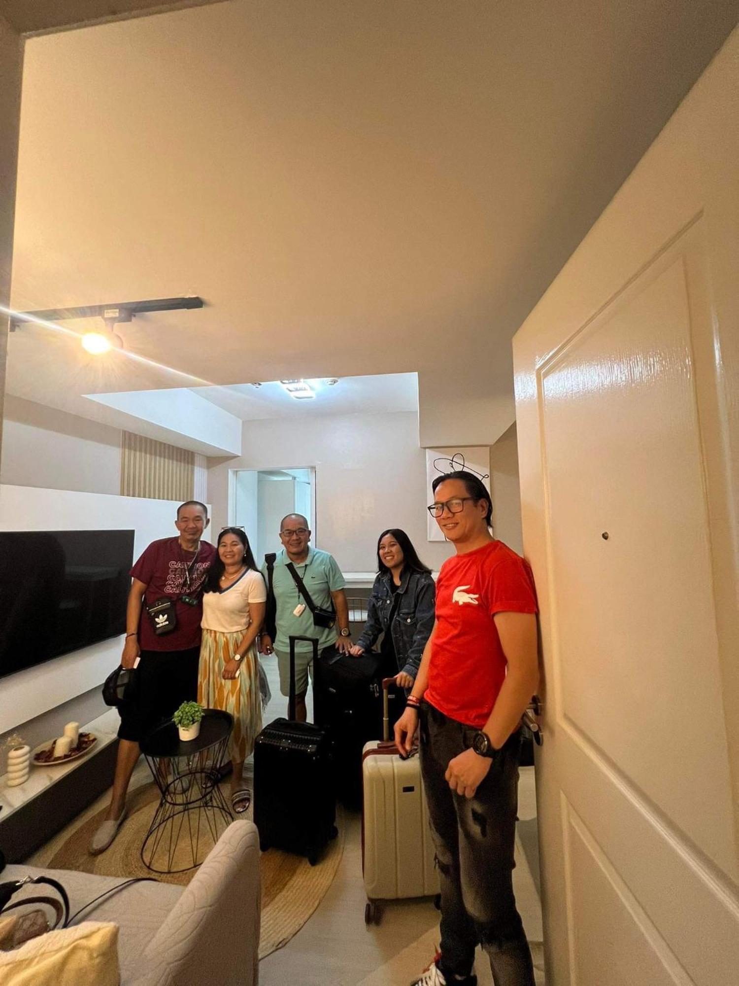 Azure Urban Resort Residence R&C - Paranaque Manila Esterno foto